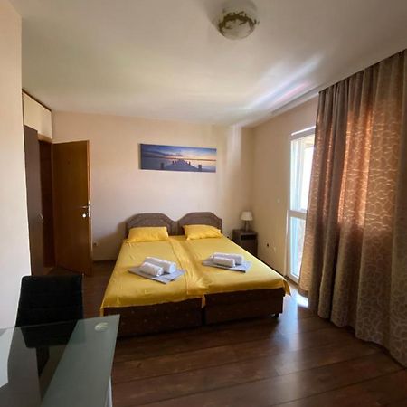 Apartments And Rooms Grande Casa Bar Esterno foto