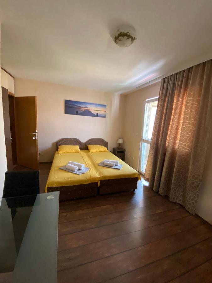 Apartments And Rooms Grande Casa Bar Esterno foto