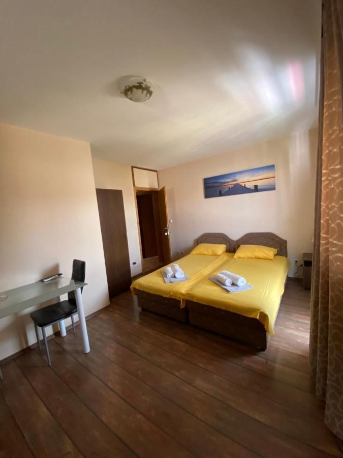 Apartments And Rooms Grande Casa Bar Esterno foto